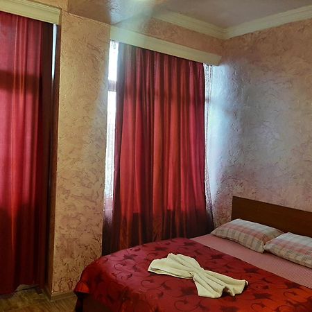 Tokaplus Батуми Экстерьер фото