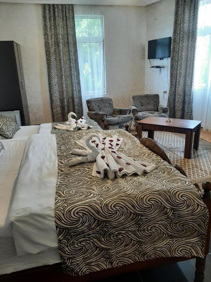 Tokaplus Батуми Экстерьер фото