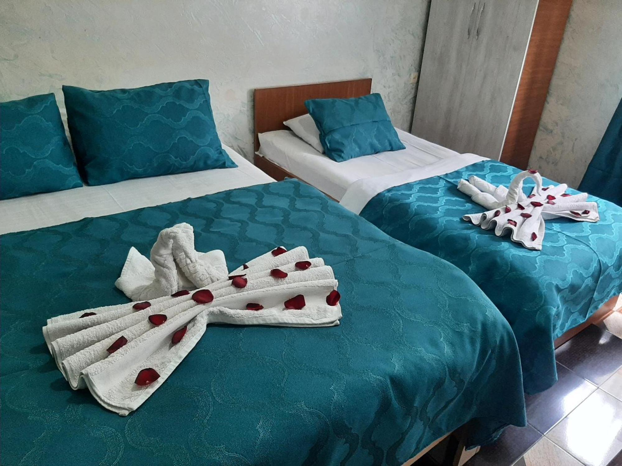 Tokaplus Батуми Экстерьер фото